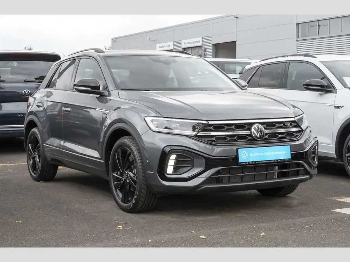 Gebraucht VW T-Roc IQ Drive 116 PS (85 kW) 2026 Grau SUV