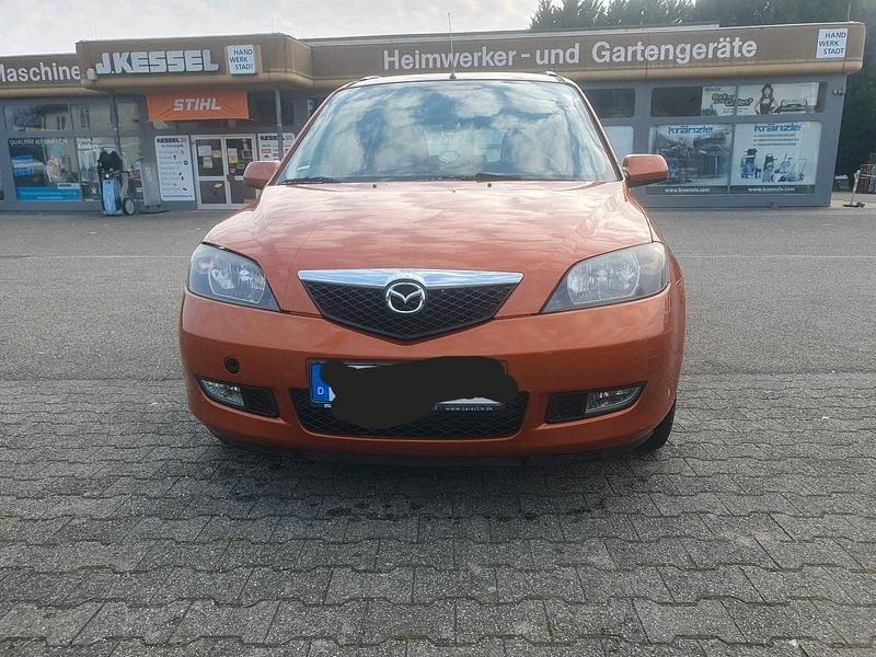Gebraucht Mazda 2 80 PS (58 kW) 2003 Orange Kleinwagen