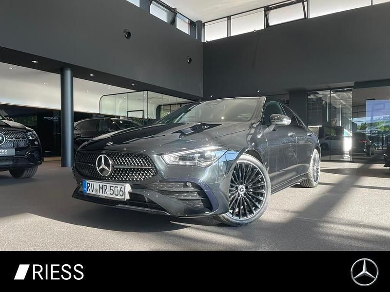 Schwarz Gebraucht 2025 Mercedes CLA220 AMG Limousine | 46.000 € (Teuer) - Bild 1/4