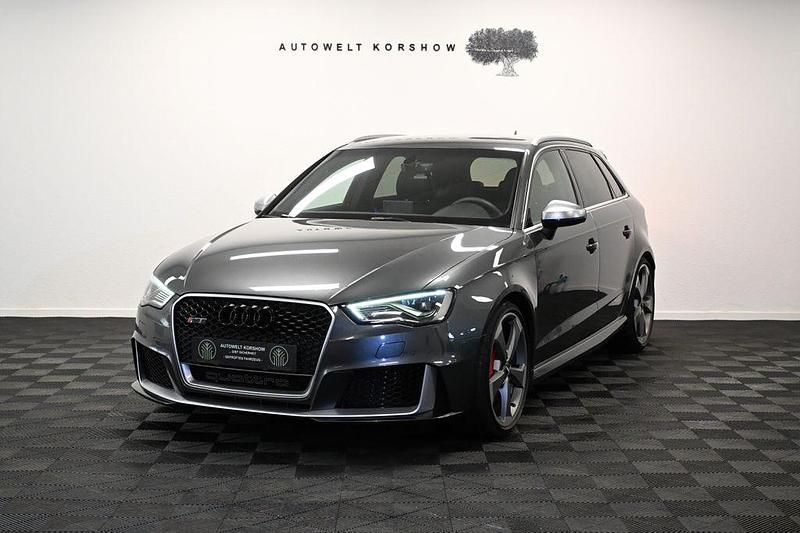 Gebraucht Audi RS3 Sport 367 PS (269 kW) 2015 Grau Limousine