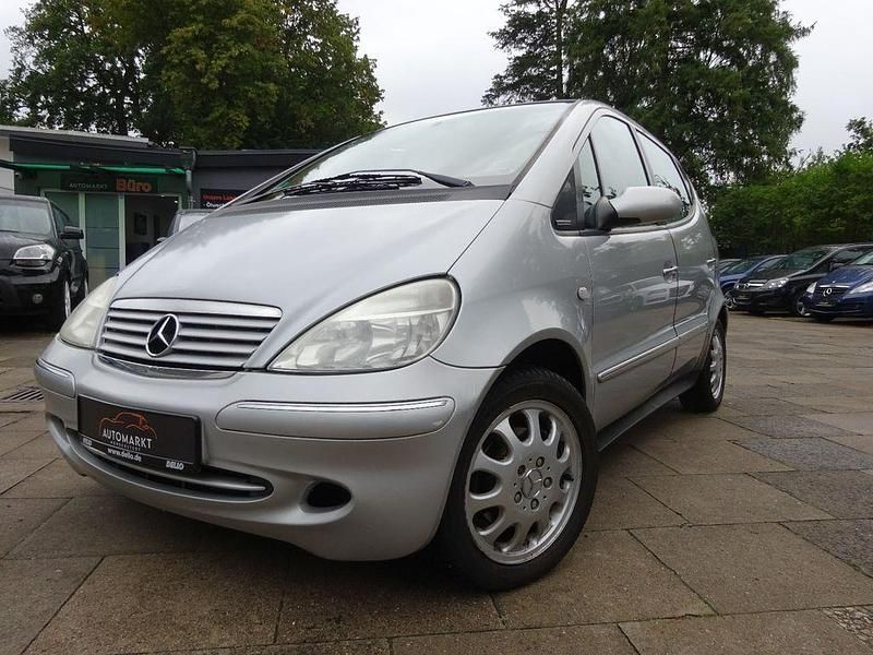 Grau Gebraucht 2001 Mercedes A140 Elegance Van / Kleinbus | 1.690 € (Etwas zu teuer) - Bild 1/4