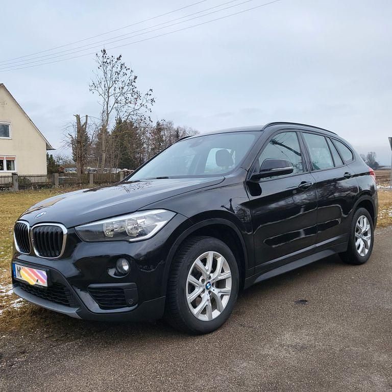 Gebraucht BMW X1 Advantage 190 PS (139 kW) 2017 Schwarz SUV