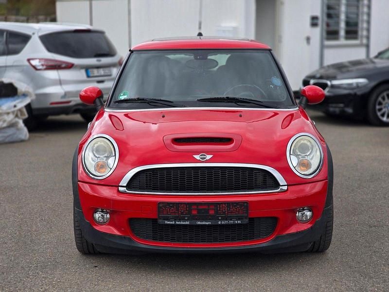 Gebraucht Mini Cooper S Chili 174 PS (127 kW) 2010 Rot Kleinwagen