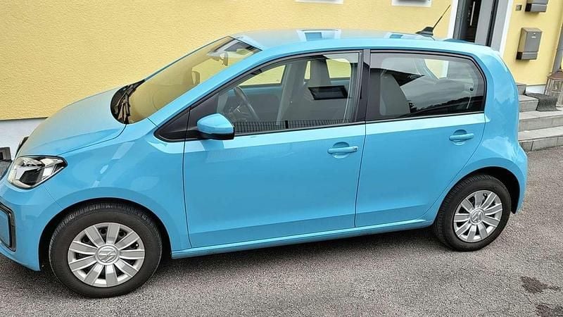 Blau Gebraucht 2020 VW e-up! Kleinwagen | 11.500 € (Guter Preis) - Bild 1/4
