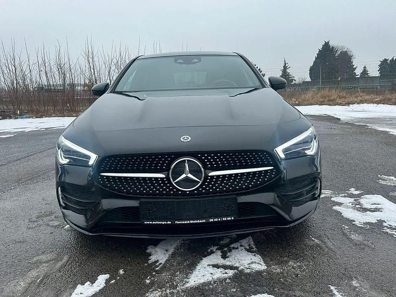 Gebraucht Mercedes CLA220 Shooting Brake 190 PS (139 kW) 2022 Schwarz Kombi