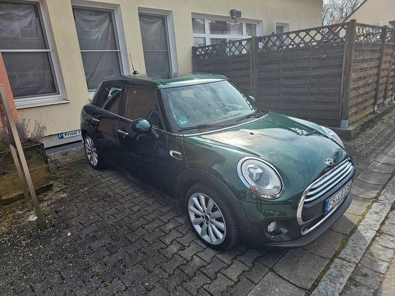 Second-hand Mini Cooper 136 CP (100 kW) 2017 Verde Hatchback