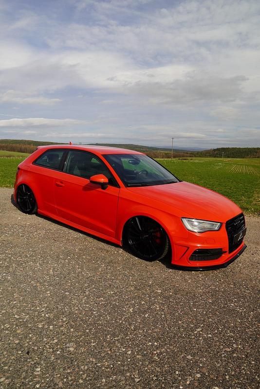 Gebraucht Audi A3 S-Line 184 PS (135 kW) 2015 Rot Coupé