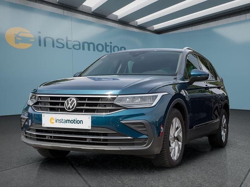 Blau Gebraucht 2021 VW Tiguan SUV | 26.149 € (Fairer Preis) - Bild 1/4