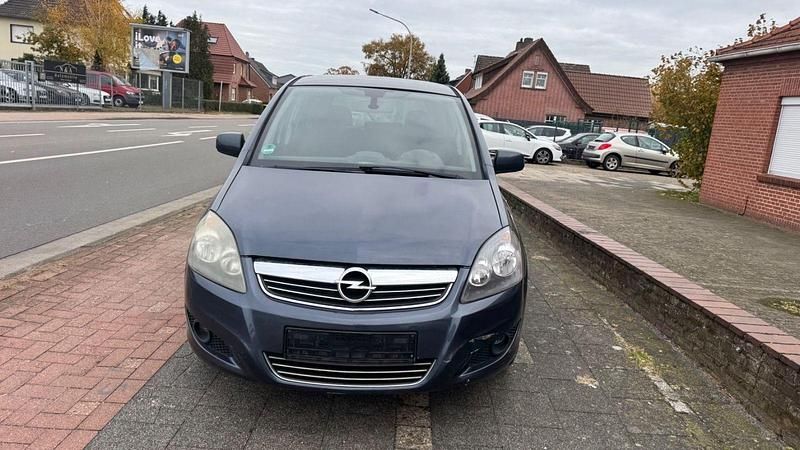 Gebraucht Opel Zafira Edition 150 PS (110 kW) 2010 Blau Van / Kleinbus