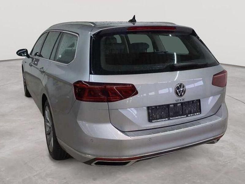 Gebraucht VW Passat GTE 156 PS (114 kW) 2022 Silber Kombi