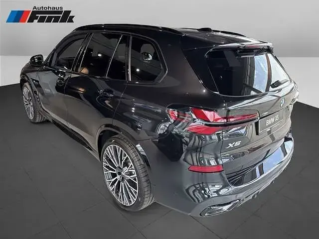 Neu BMW X5 M Sport 352 PS (258 kW) 2026 Black sapphire SUV