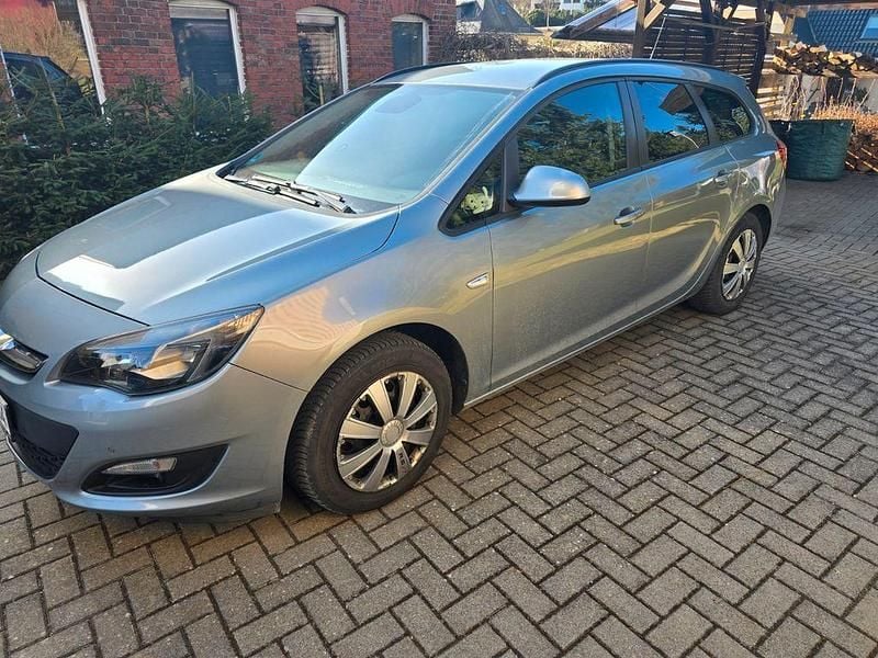 Gebraucht Opel Astra Style 120 PS (88 kW) 2015 Grau Limousine