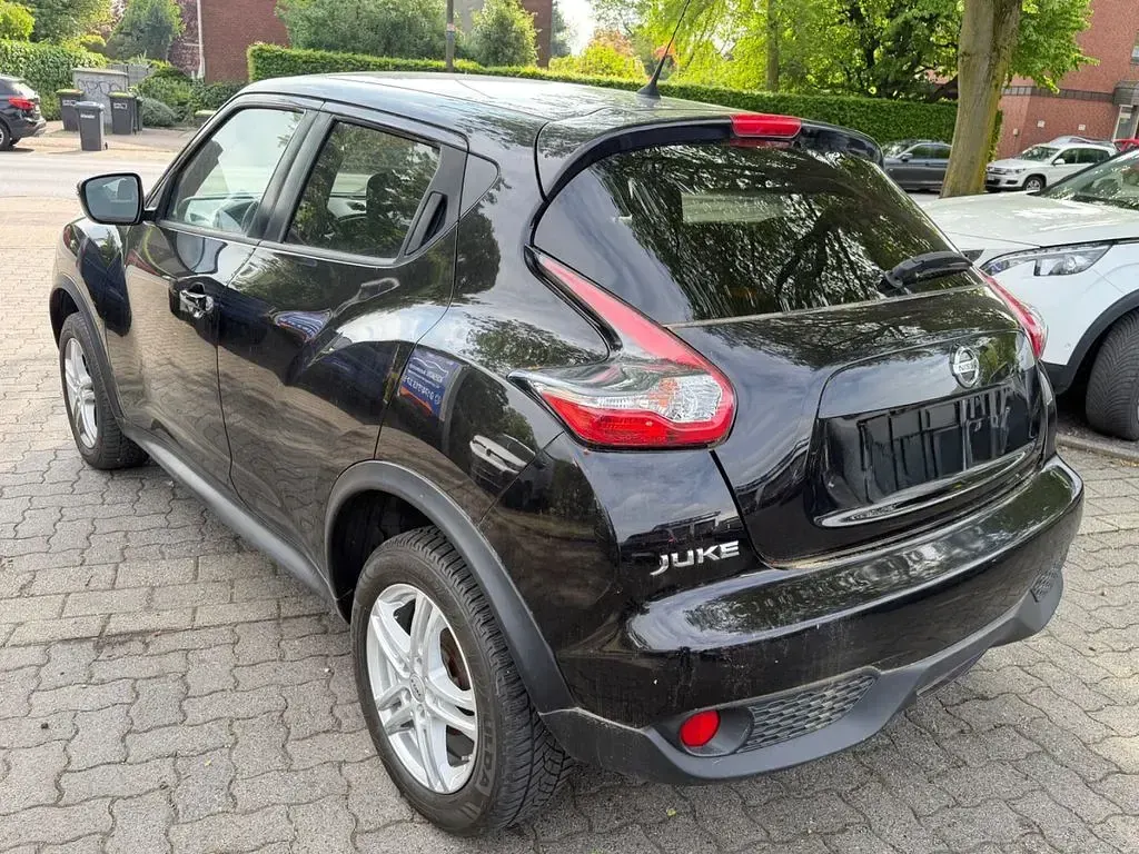 Gebraucht Nissan Juke Acenta 110 PS (80 kW) 2017 Schwarz SUV