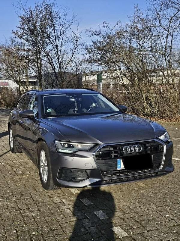 Gebraucht Audi A6 Comfort 204 PS (150 kW) 2021 Grau Kombi