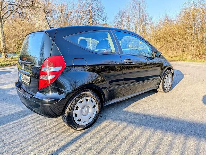Gebraucht Mercedes A150 Classic 95 PS (69 kW) 2006 Schwarz Limousine