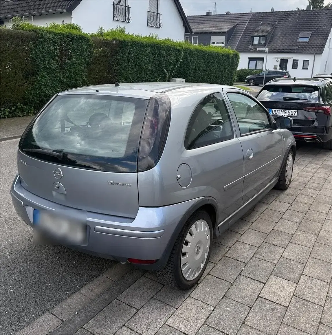 Gebraucht Opel Corsa 80 PS (58 kW) 2005 Grau Kleinwagen
