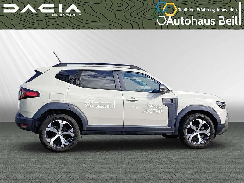 Używany Dacia Duster Journey 131 KM (96 kW) 2024 Beżowy SUV
