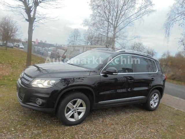 Schwarz Gebraucht 2015 VW Tiguan SUV | 11.950 € (Guter Preis) - Bild 1/4