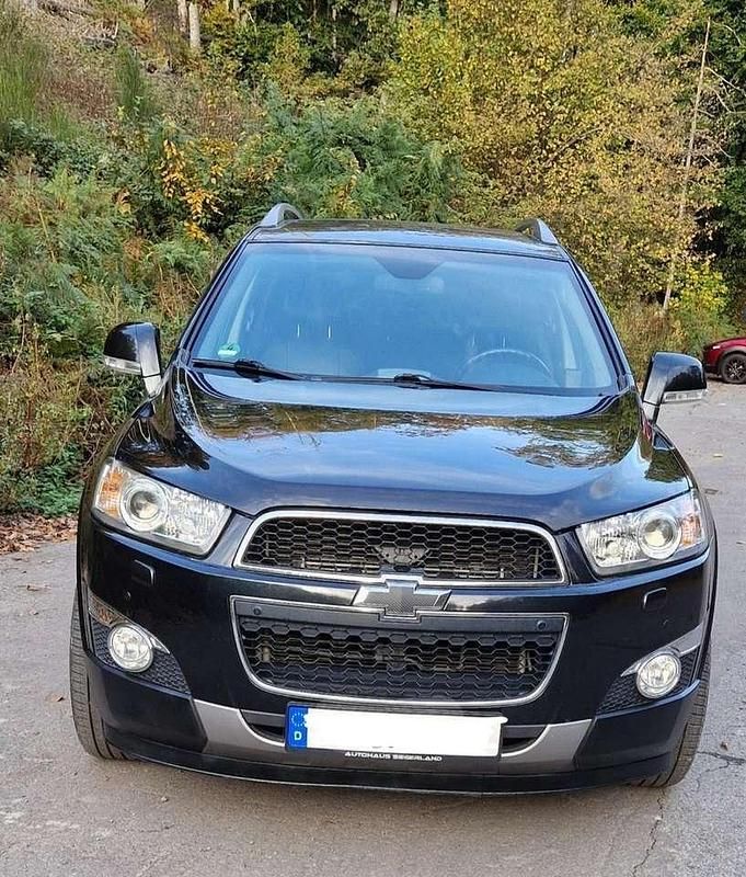 Gebraucht Chevrolet Captiva LTZ 184 PS (135 kW) 2012 Schwarz SUV