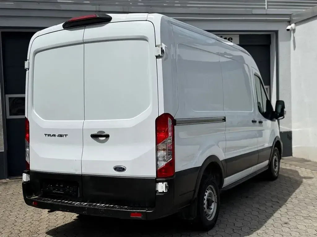 Gebraucht Ford Transit 105 PS (77 kW) 2020 Weiß Van / Kleinbus