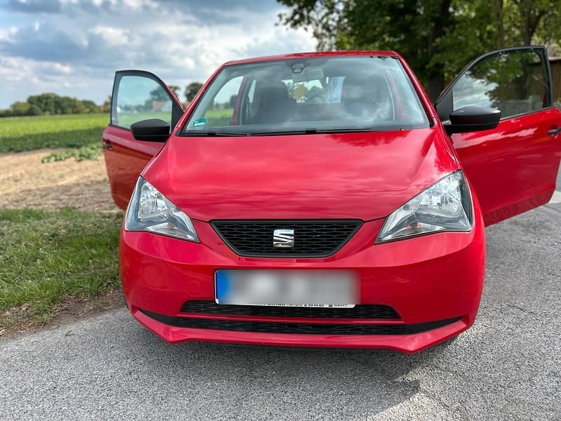 Rot Gebraucht 2014 Seat Mii Kleinwagen | 3.600 € (Guter Preis) - Bild 1/4