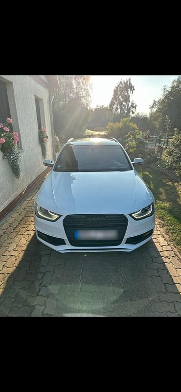 Gebraucht Audi A4 S-Line 204 PS (150 kW) 2013 Weiß Kombi