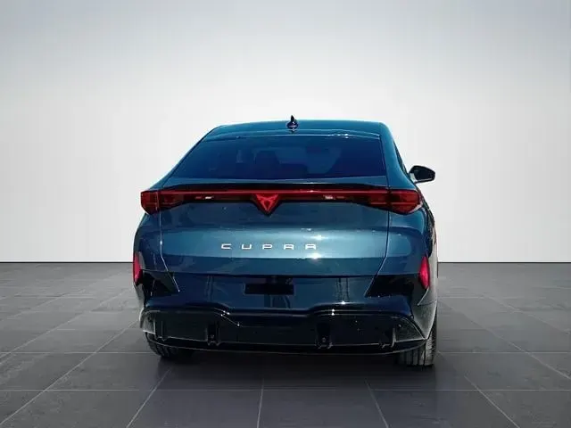 Neu Cupra Tavascan Endurance 210 kW (286 PS) 2026 Tavascan blau met. SUV