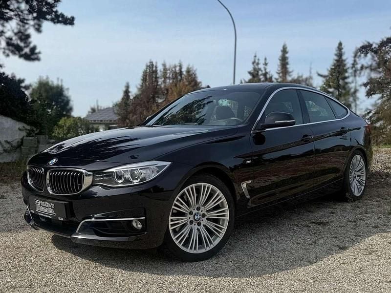 Saphirschwarz Gebraucht 2013 BMW 335 Luxury Line Limousine | 18.999 € (Fairer Preis) - Bild 1/4