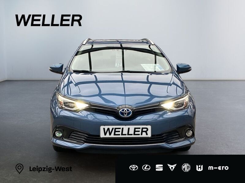 Blau Gebraucht 2018 Toyota Auris Hybrid Team Kombi | 20.490 € (Teuer) - Bild 1/3
