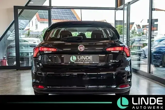 Gebraucht Fiat Tipo Pop 110 PS (80 kW) 2018 Schwarz Limousine