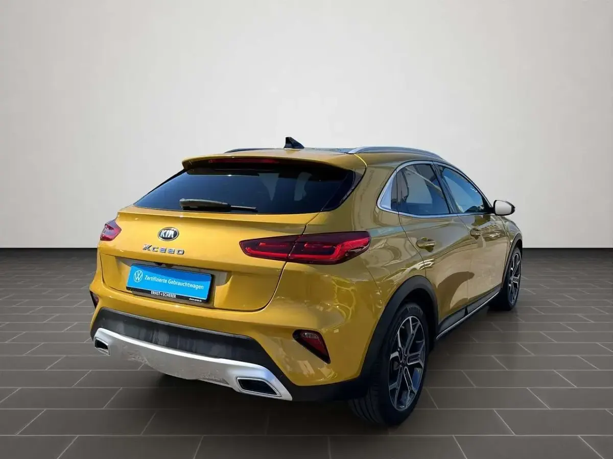 Gebraucht Kia XCeed Launch Edition 140 PS (102 kW) 2020 Gelb SUV