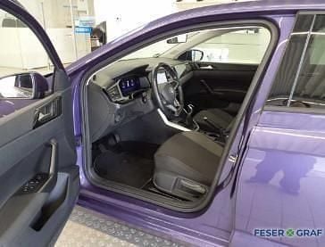 Gebraucht VW Polo Life 80 PS (58 kW) 2022 Vibrant violet metallic Kleinwagen