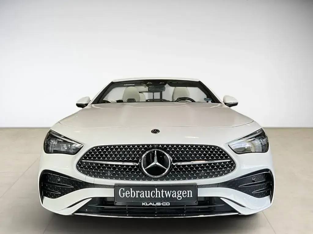 Gebraucht Mercedes 200 204 PS (150 kW) 2024 Unilack polarweiß Cabrio