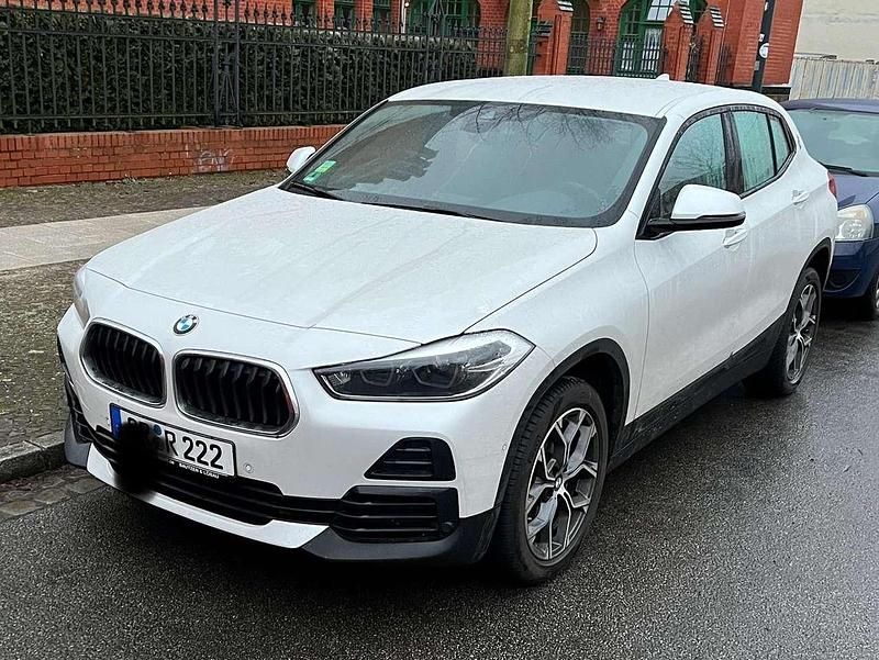 Weiß Gebraucht 2023 BMW X2 Advantage SUV | 23.900 € (Superpreis) - Bild 1/4