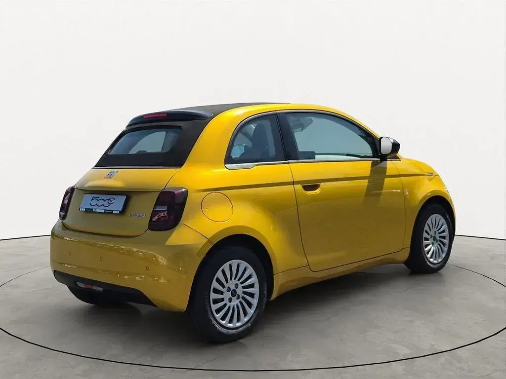 Neu Fiat 500 Pop 65 PS (47 kW) 2026 Gelb Cabrio