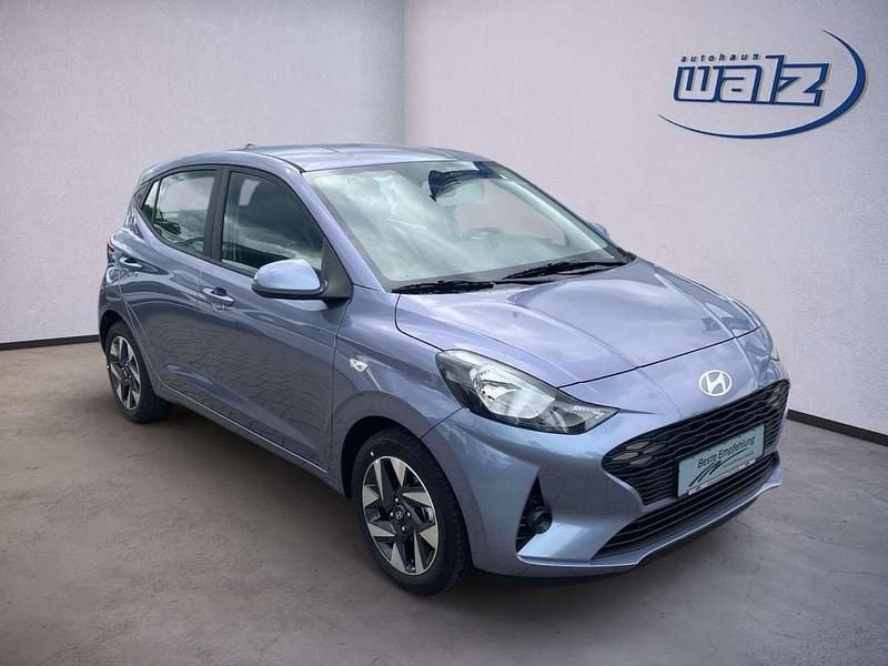 Gebraucht Hyundai i10 Comfort 63 PS (46 kW) 2025 Metabluemetallic Kleinwagen