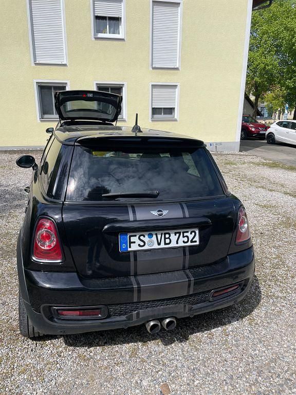 Second-hand Mini Cooper S 184 CP (135 kW) 2010 Negru Hatchback