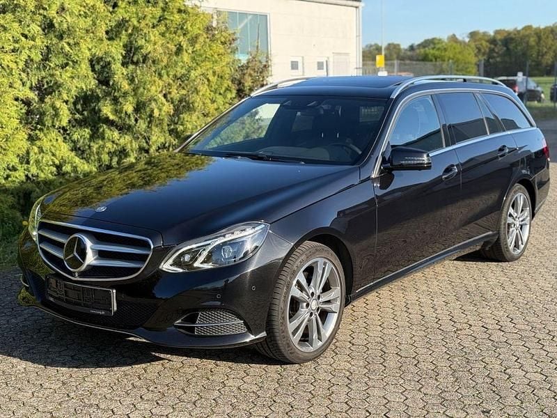 Second-hand Mercedes E350 258 CP (189 kW) 2014 Negru Berlinǎ