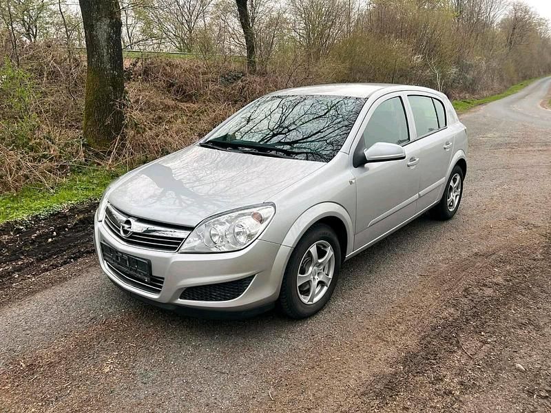 Gebraucht Opel Astra 120 PS (88 kW) 2007 Grau Kleinwagen