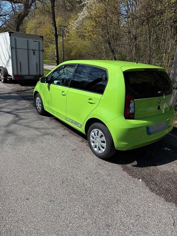 Gebraucht Skoda Citigo Fun 75 PS (55 kW) 2017 Grün Kleinwagen