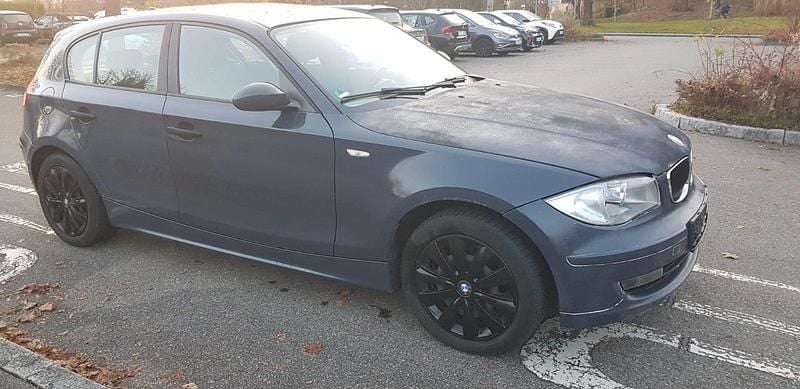 Gebraucht BMW 116 116 PS (85 kW) 2006 Blau Kleinwagen