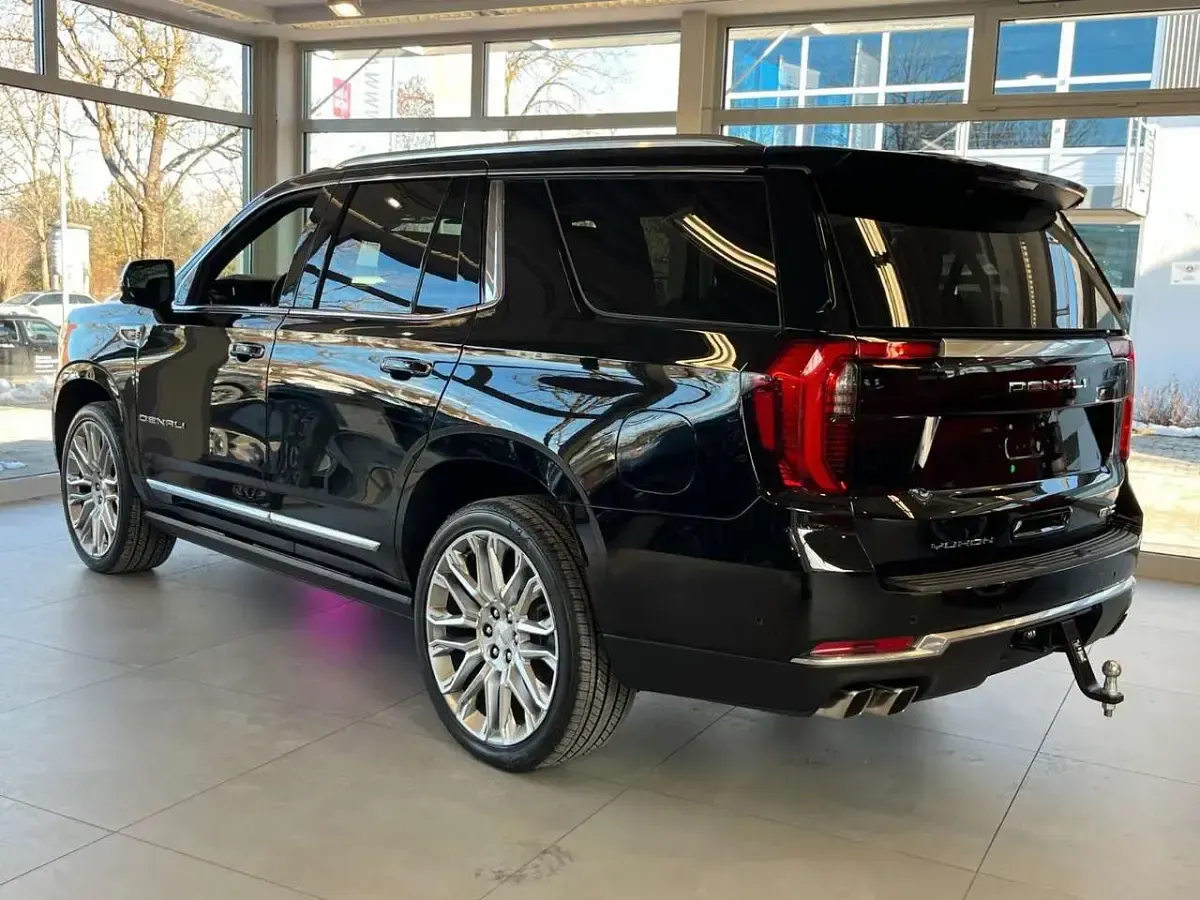Neu GMC Yukon 420 PS (308 kW) 2026 Schwarz SUV