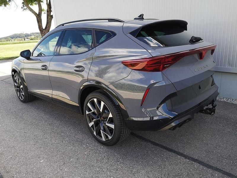 Neu Cupra Formentor VZ 333 PS (244 kW) 2025 Graphenegrau SUV