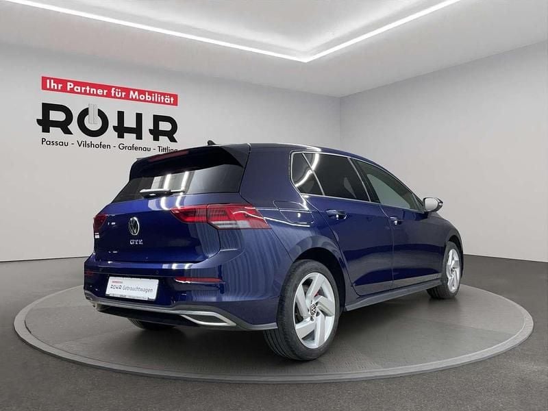 Gebraucht VW Golf VIII GTE 150 PS (110 kW) 2022 Atlantic blue metallic Limousine