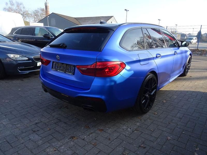 Gebraucht BMW 525 M Sport 231 PS (169 kW) 2018 Blau Kombi