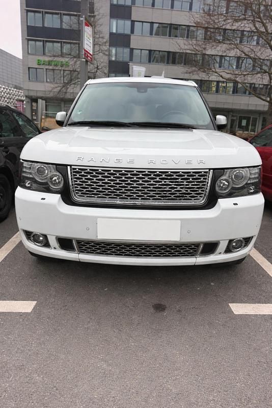 Gebraucht Land Rover Range Rover Vogue 313 PS (230 kW) 2011 Weiß SUV