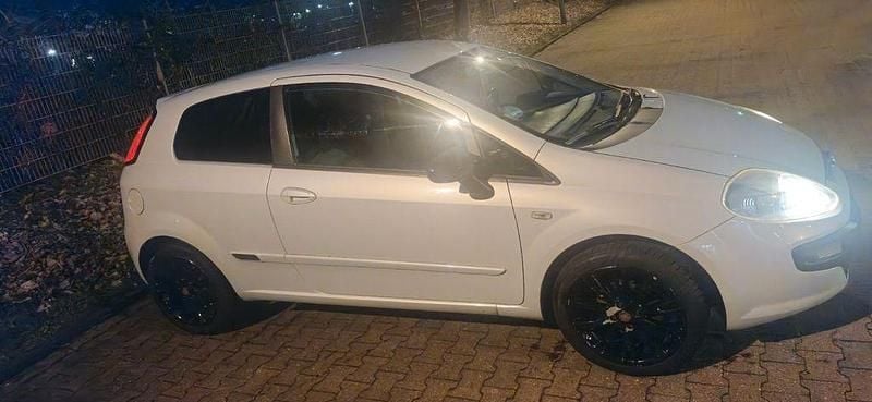 Gebraucht Fiat Punto Evo Dynamic 77 PS (56 kW) 2009 Grau Kleinwagen