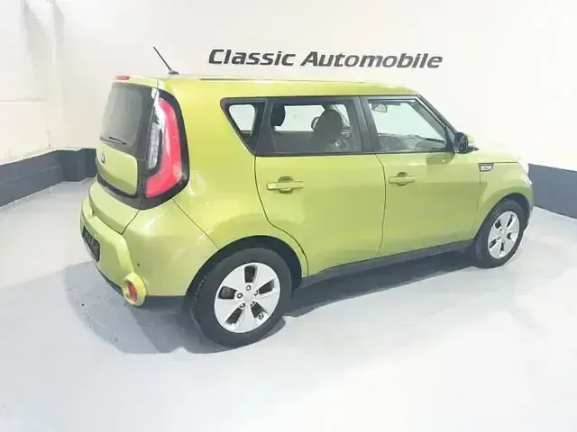 Gebraucht Kia Soul Edition 7 132 PS (97 kW) 2015 Acidgrün met. SUV