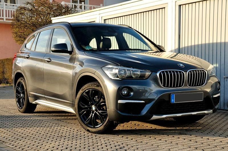Gebraucht BMW X1 xLine 150 PS (110 kW) 2016 Grau SUV