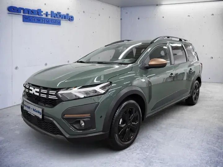 Grün Gebraucht 2024 Dacia Jogger Extreme Van / Kleinbus | 22.390 € (Etwas zu teuer) - Bild 1/4